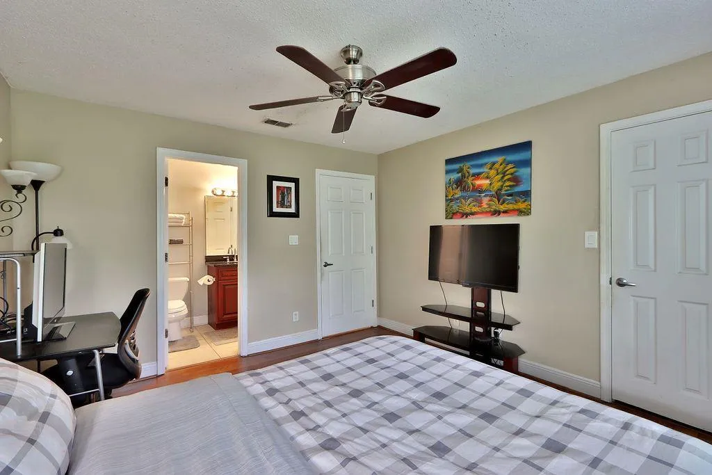 5306 Santa Fe Parkway, Sandy Springs, Georgia 30350, 2 Bedrooms Bedrooms, ,2 BathroomsBathrooms,Residential,Sold,5306 Santa Fe Parkway,7100250