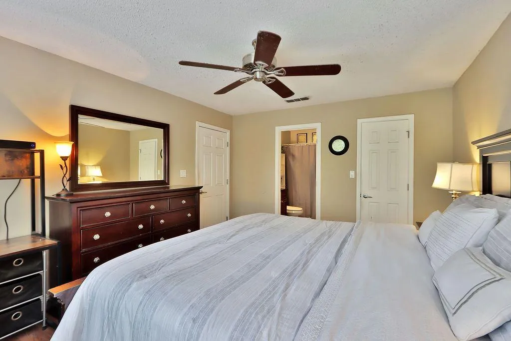 5306 Santa Fe Parkway, Sandy Springs, Georgia 30350, 2 Bedrooms Bedrooms, ,2 BathroomsBathrooms,Residential,Sold,5306 Santa Fe Parkway,7100250