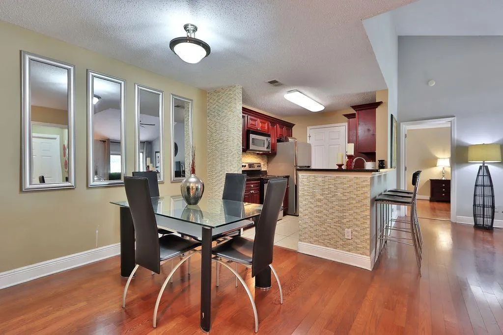 5306 Santa Fe Parkway, Sandy Springs, Georgia 30350, 2 Bedrooms Bedrooms, ,2 BathroomsBathrooms,Residential,Sold,5306 Santa Fe Parkway,7100250