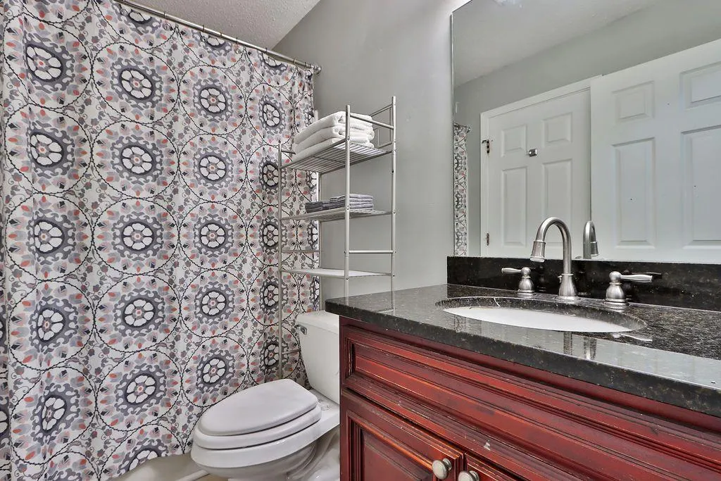 5306 Santa Fe Parkway, Sandy Springs, Georgia 30350, 2 Bedrooms Bedrooms, ,2 BathroomsBathrooms,Residential,Sold,5306 Santa Fe Parkway,7100250