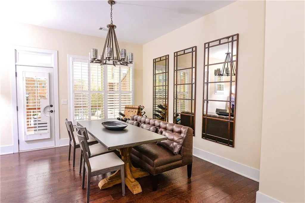 309 Alderwood Lane, Atlanta, Georgia 30328, 3 Bedrooms Bedrooms, ,3 BathroomsBathrooms,Residential,Sold,309 Alderwood Lane,5815961