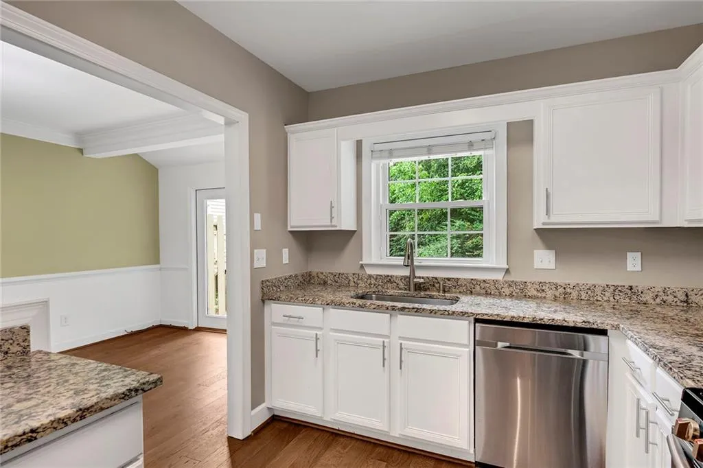 45 Mount Vernon Circle, Sandy Springs, Georgia 30338, 2 Bedrooms Bedrooms, ,2 BathroomsBathrooms,Residential,Sold,45 Mount Vernon Circle,7248804