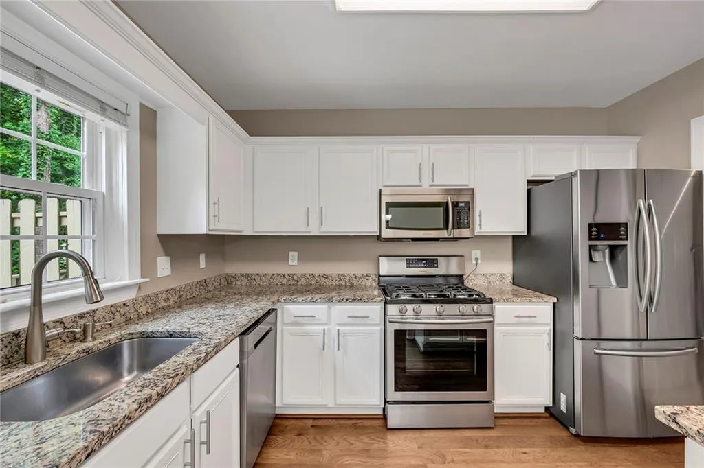 45 Mount Vernon Circle, Sandy Springs, Georgia 30338, 2 Bedrooms Bedrooms, ,2 BathroomsBathrooms,Residential,Sold,45 Mount Vernon Circle,7248804