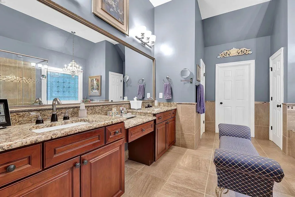 485 Trowgate Lane, Sandy Springs, Georgia 30350, 5 Bedrooms Bedrooms, ,5 BathroomsBathrooms,Residential,Sold,485 Trowgate Lane,6950686