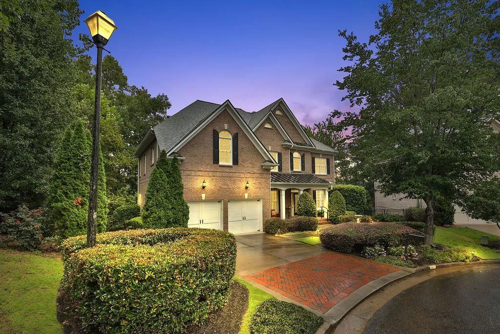 485 Trowgate Lane, Sandy Springs, Georgia 30350, 5 Bedrooms Bedrooms, ,5 BathroomsBathrooms,Residential,Sold,485 Trowgate Lane,6950686