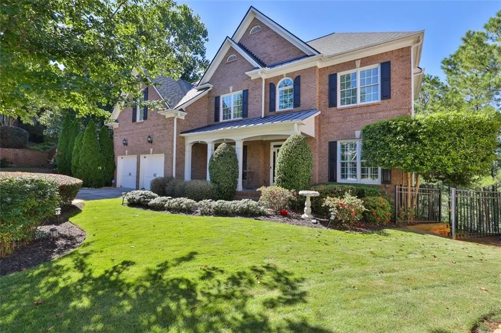 485 Trowgate Lane, Sandy Springs, Georgia 30350, 5 Bedrooms Bedrooms, ,5 BathroomsBathrooms,Residential,Sold,485 Trowgate Lane,6950686