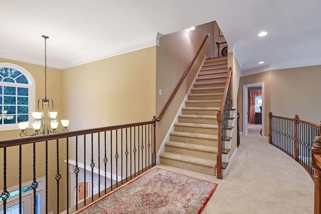 485 Trowgate Lane, Sandy Springs, Georgia 30350, 5 Bedrooms Bedrooms, ,5 BathroomsBathrooms,Residential,Sold,485 Trowgate Lane,6950686