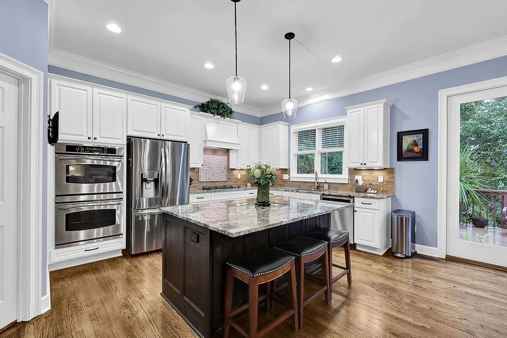 485 Trowgate Lane, Sandy Springs, Georgia 30350, 5 Bedrooms Bedrooms, ,5 BathroomsBathrooms,Residential,Sold,485 Trowgate Lane,6950686