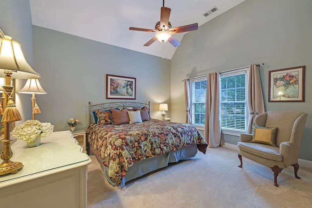 485 Trowgate Lane, Sandy Springs, Georgia 30350, 5 Bedrooms Bedrooms, ,5 BathroomsBathrooms,Residential,Sold,485 Trowgate Lane,6950686