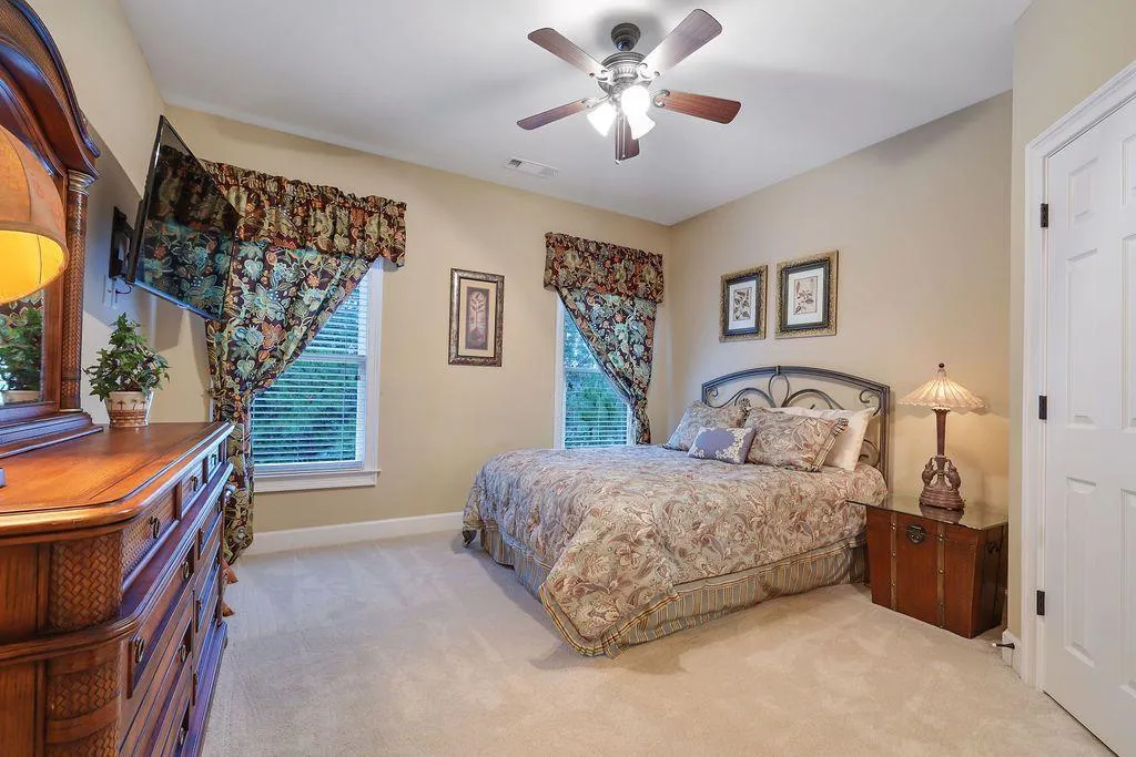 485 Trowgate Lane, Sandy Springs, Georgia 30350, 5 Bedrooms Bedrooms, ,5 BathroomsBathrooms,Residential,Sold,485 Trowgate Lane,6950686