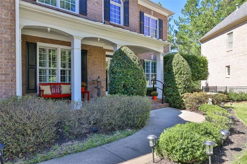 485 Trowgate Lane, Sandy Springs, Georgia 30350, 5 Bedrooms Bedrooms, ,5 BathroomsBathrooms,Residential,Sold,485 Trowgate Lane,6950686