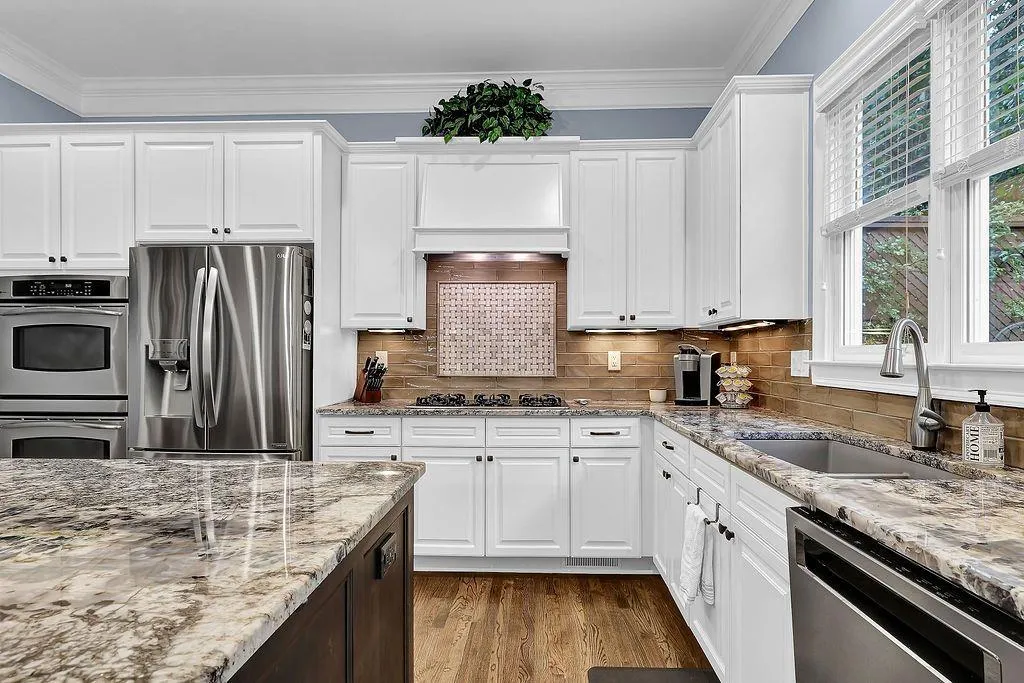 485 Trowgate Lane, Sandy Springs, Georgia 30350, 5 Bedrooms Bedrooms, ,5 BathroomsBathrooms,Residential,Sold,485 Trowgate Lane,6950686