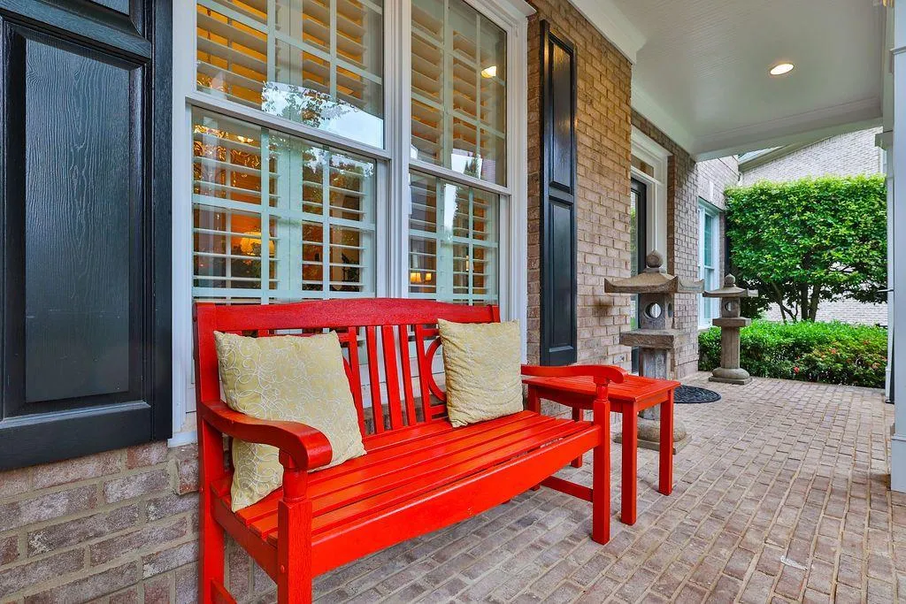 485 Trowgate Lane, Sandy Springs, Georgia 30350, 5 Bedrooms Bedrooms, ,5 BathroomsBathrooms,Residential,Sold,485 Trowgate Lane,6950686