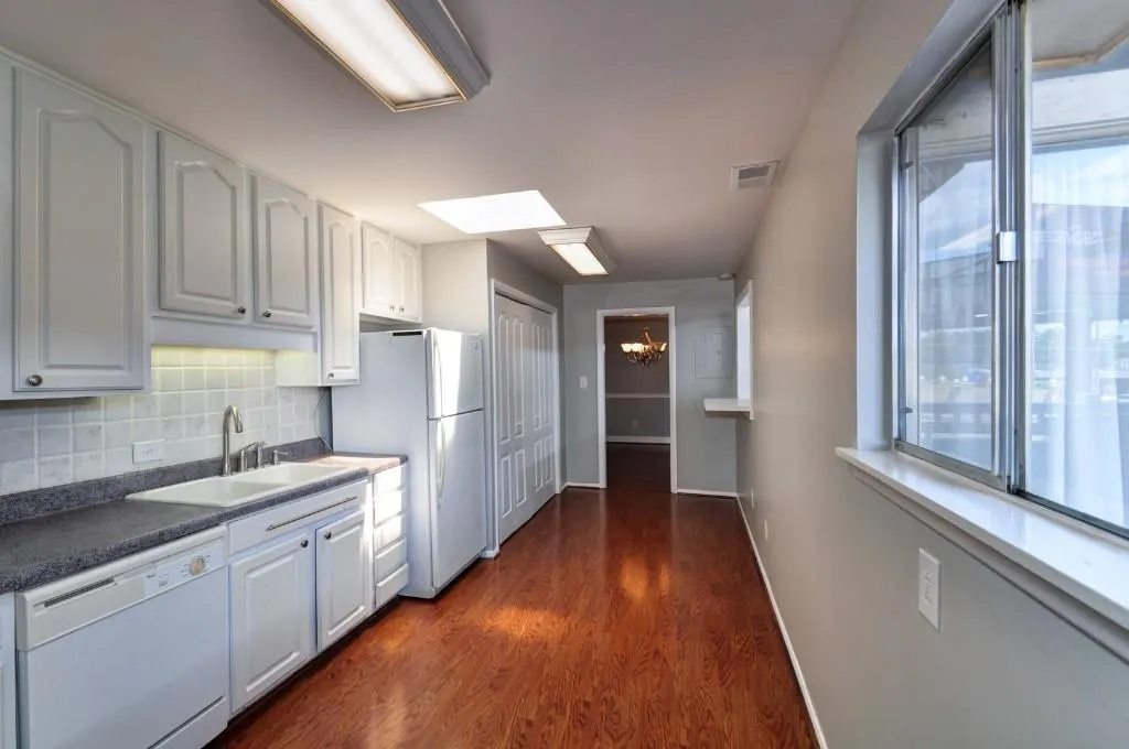 346 Carpenter Drive Unit 44, Atlanta, Georgia 30328, 2 Bedrooms Bedrooms, ,2 BathroomsBathrooms,Residential,Sold,346 Carpenter Drive Unit 44,5586418