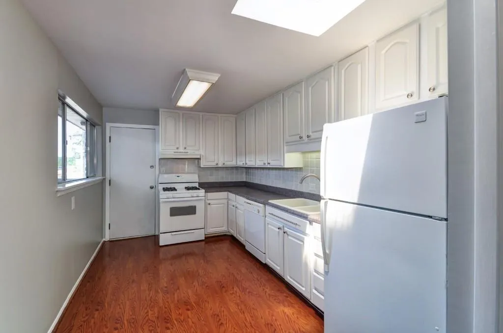 346 Carpenter Drive Unit 44, Atlanta, Georgia 30328, 2 Bedrooms Bedrooms, ,2 BathroomsBathrooms,Residential,Sold,346 Carpenter Drive Unit 44,5586418