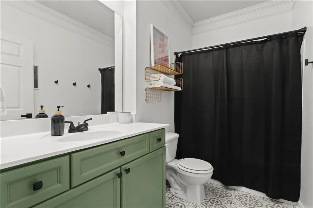 Secondary bathroom