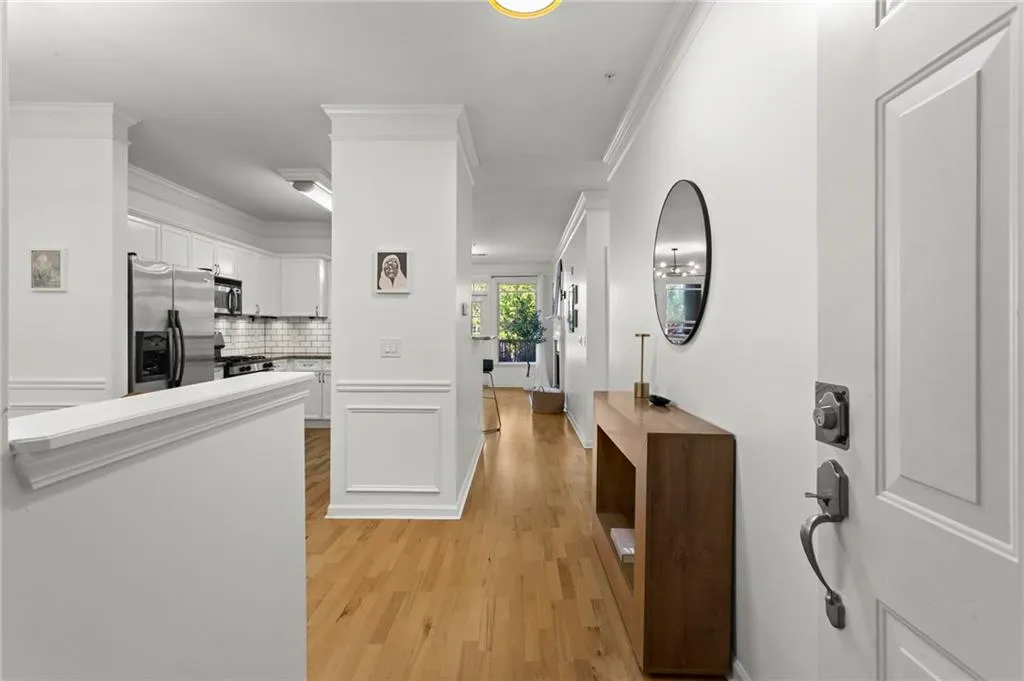 Front entry - welcome home!