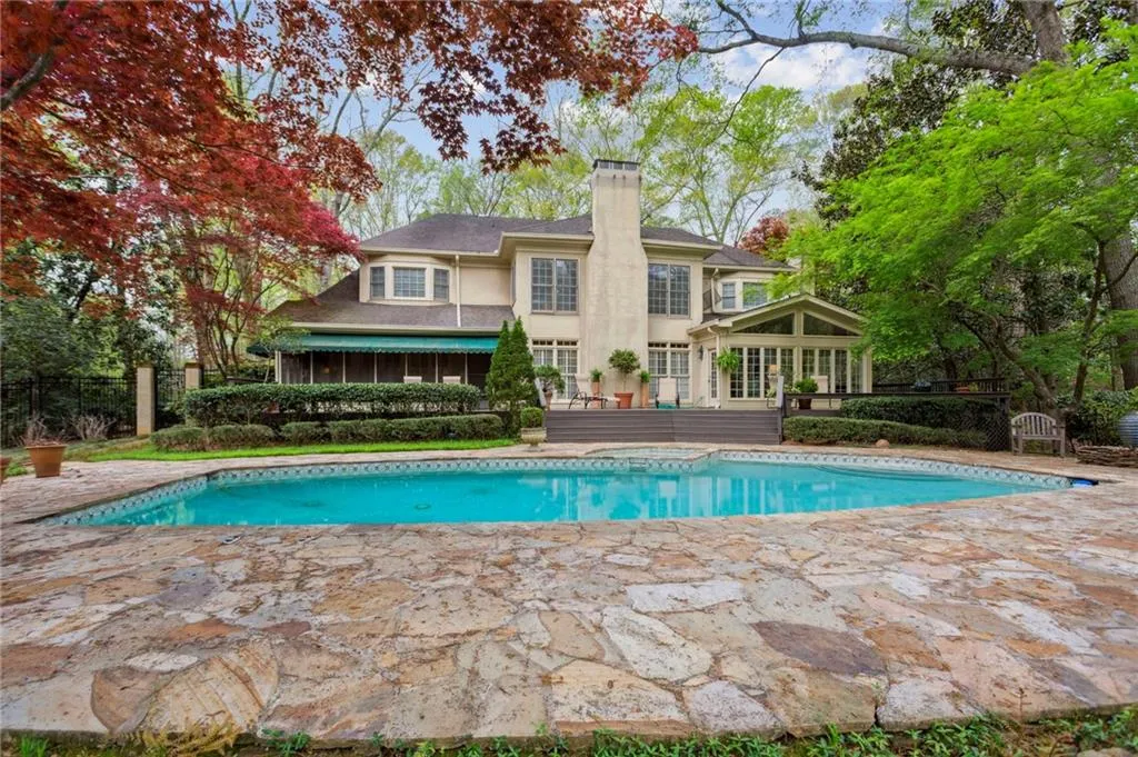 1840 Brandon Hall Drive, Sandy Springs, Georgia 30350, 4 Bedrooms Bedrooms, ,3 BathroomsBathrooms,Residential,Sold,1840 Brandon Hall Drive,7198709
