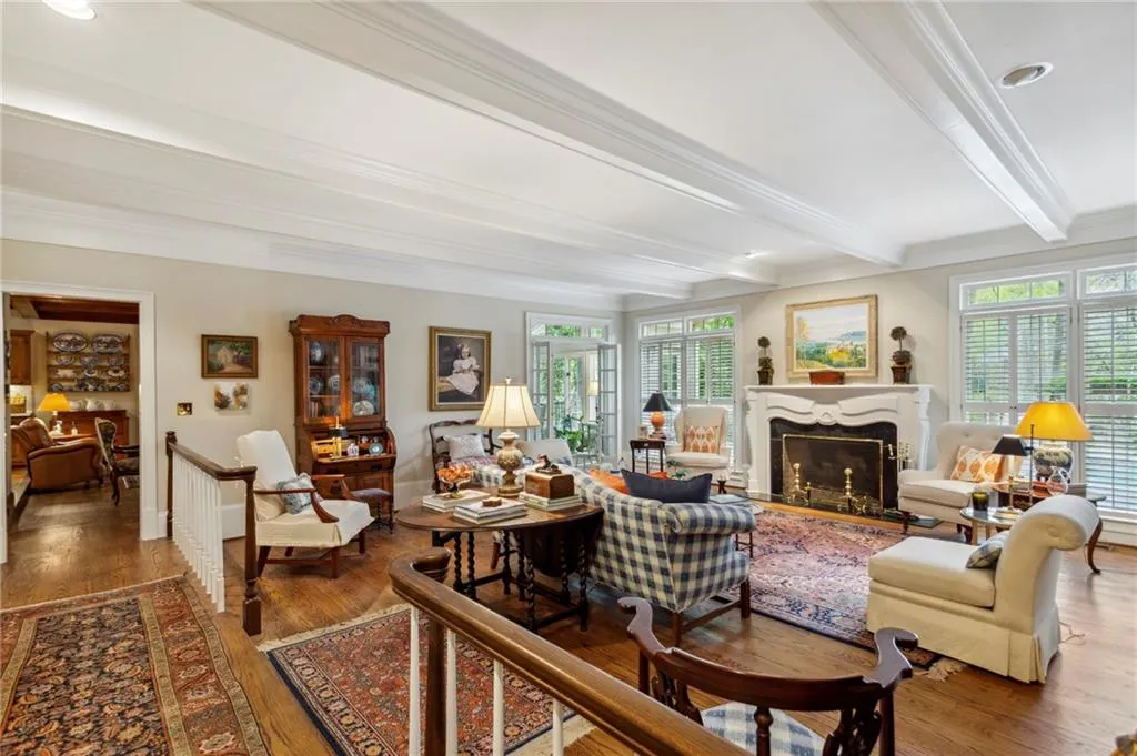 1840 Brandon Hall Drive, Sandy Springs, Georgia 30350, 4 Bedrooms Bedrooms, ,3 BathroomsBathrooms,Residential,Sold,1840 Brandon Hall Drive,7198709