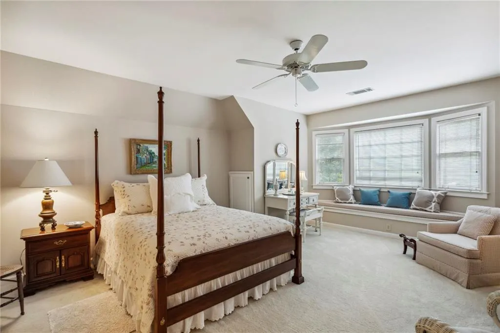1840 Brandon Hall Drive, Sandy Springs, Georgia 30350, 4 Bedrooms Bedrooms, ,3 BathroomsBathrooms,Residential,Sold,1840 Brandon Hall Drive,7198709