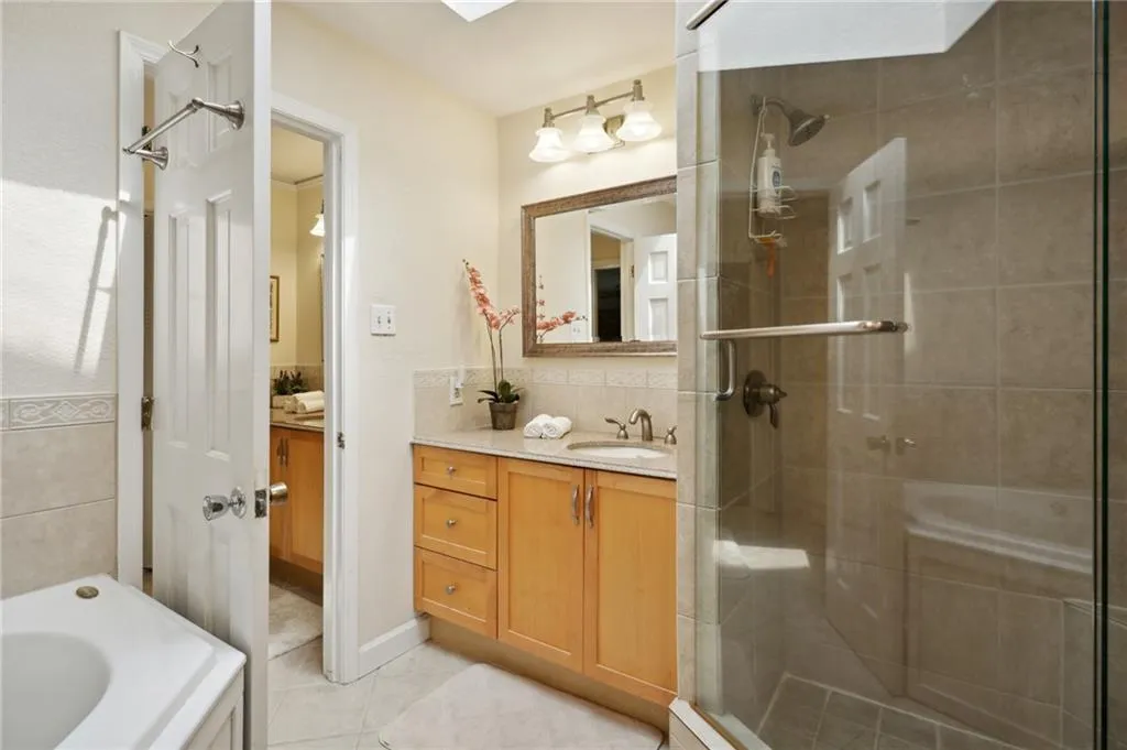 5740 Riverwood Drive, Atlanta, Georgia 30328, 4 Bedrooms Bedrooms, ,3 BathroomsBathrooms,Residential,Sold,5740 Riverwood Drive,7276307