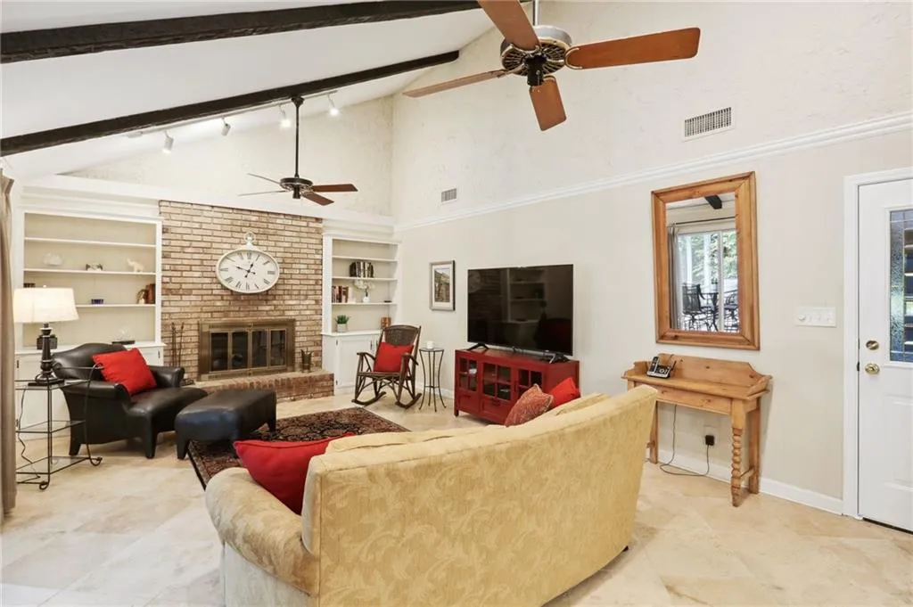 5740 Riverwood Drive, Atlanta, Georgia 30328, 4 Bedrooms Bedrooms, ,3 BathroomsBathrooms,Residential,Sold,5740 Riverwood Drive,7276307