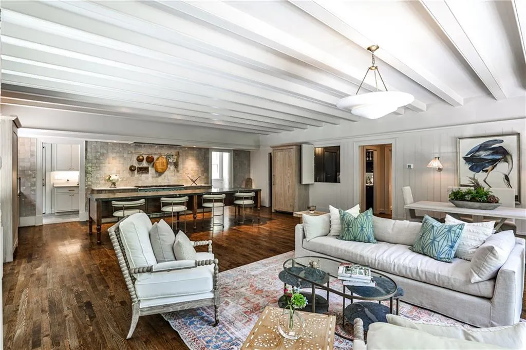 3990 Paces Ferry Road Nw, Atlanta, Georgia 30327, 7 Bedrooms Bedrooms, ,7 BathroomsBathrooms,Residential,For Sale,3990 Paces Ferry Road Nw,7622362