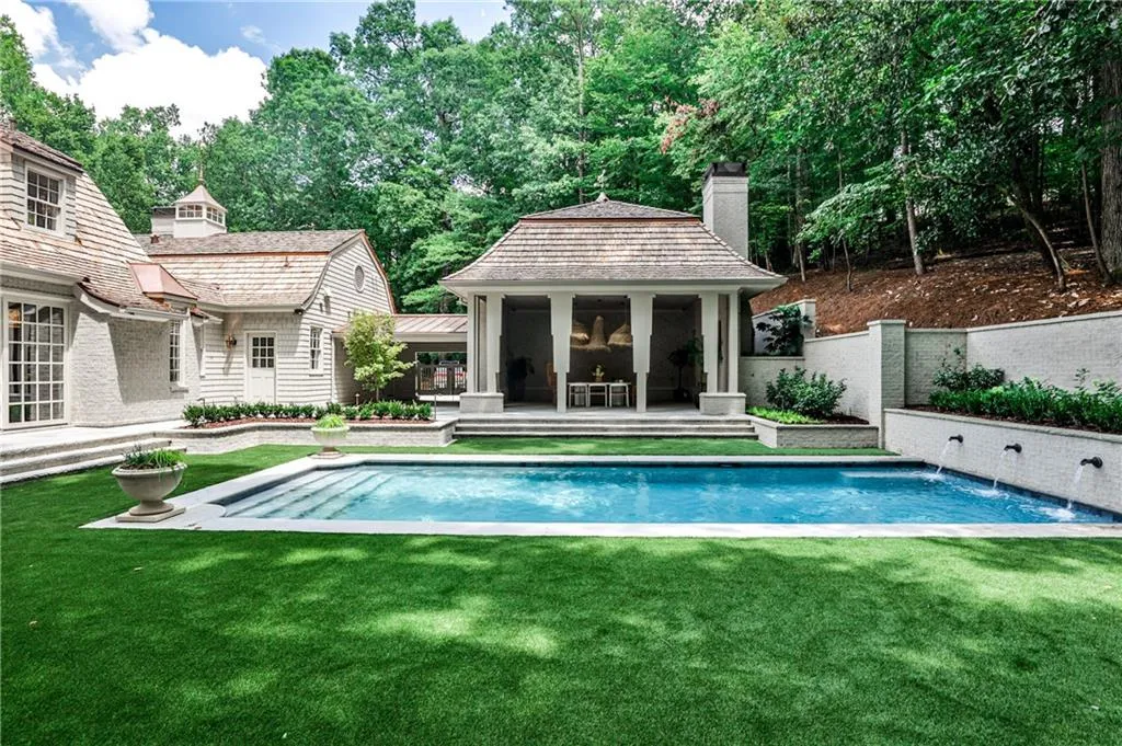 3990 Paces Ferry Road Nw, Atlanta, Georgia 30327, 7 Bedrooms Bedrooms, ,7 BathroomsBathrooms,Residential,For Sale,3990 Paces Ferry Road Nw,7622362
