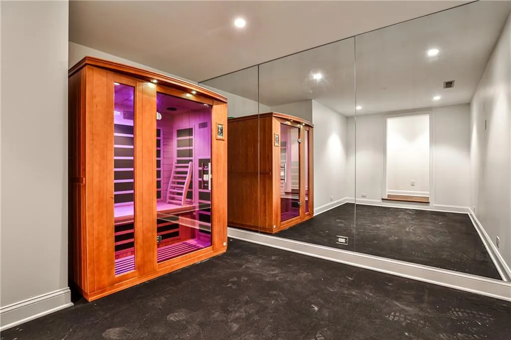 3990 Paces Ferry Road Nw, Atlanta, Georgia 30327, 7 Bedrooms Bedrooms, ,7 BathroomsBathrooms,Residential,For Sale,3990 Paces Ferry Road Nw,7622362