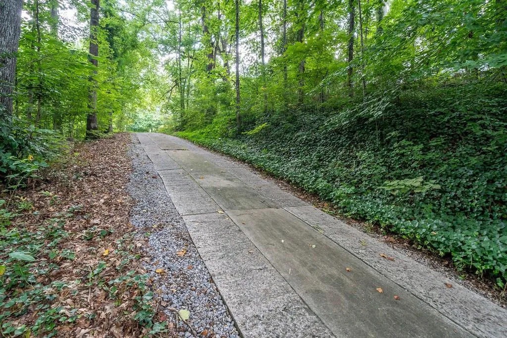 8271 Ison Road, Atlanta, Georgia 30350, 3 Bedrooms Bedrooms, ,3 BathroomsBathrooms,Residential,Sold,8271 Ison Road,6589324