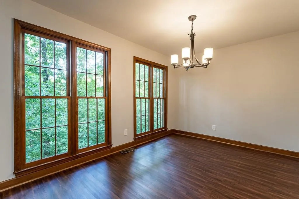 8271 Ison Road, Atlanta, Georgia 30350, 3 Bedrooms Bedrooms, ,3 BathroomsBathrooms,Residential,Sold,8271 Ison Road,6589324