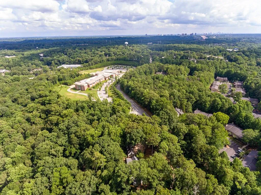 8271 Ison Road, Atlanta, Georgia 30350, 3 Bedrooms Bedrooms, ,3 BathroomsBathrooms,Residential,Sold,8271 Ison Road,6589324