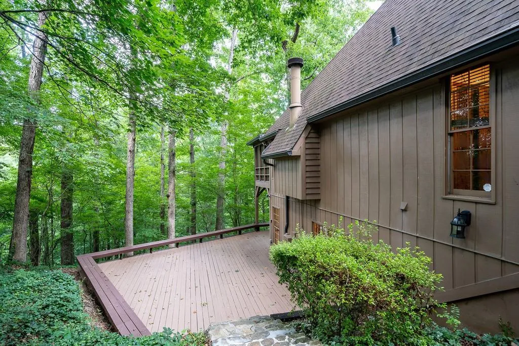 8271 Ison Road, Atlanta, Georgia 30350, 3 Bedrooms Bedrooms, ,3 BathroomsBathrooms,Residential,Sold,8271 Ison Road,6589324