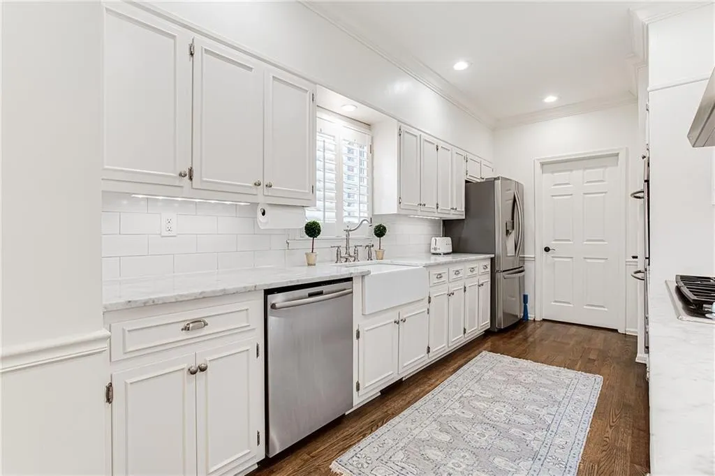 340 Stone Mill Trail, Sandy Springs, Georgia 30328, 4 Bedrooms Bedrooms, ,4 BathroomsBathrooms,Residential,Sold,340 Stone Mill Trail,7024026 340 Stone Mill Trail, Sandy Springs, Georgia 30328, 4 Bedrooms Bedrooms, ,4 BathroomsBathrooms,Residential,Sold,340 Stone Mill Trail,7024026