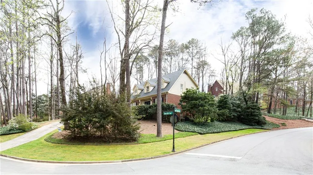 340 Stone Mill Trail, Sandy Springs, Georgia 30328, 4 Bedrooms Bedrooms, ,4 BathroomsBathrooms,Residential,Sold,340 Stone Mill Trail,7024026 340 Stone Mill Trail, Sandy Springs, Georgia 30328, 4 Bedrooms Bedrooms, ,4 BathroomsBathrooms,Residential,Sold,340 Stone Mill Trail,7024026