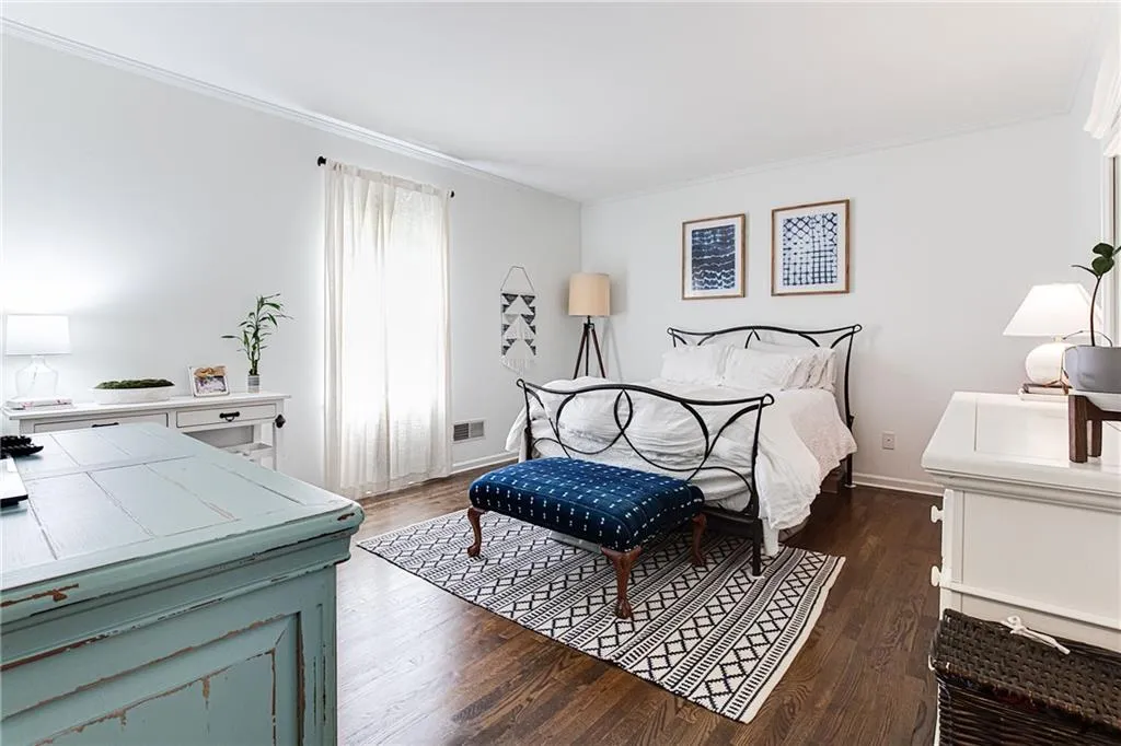 340 Stone Mill Trail, Sandy Springs, Georgia 30328, 4 Bedrooms Bedrooms, ,4 BathroomsBathrooms,Residential,Sold,340 Stone Mill Trail,7024026 340 Stone Mill Trail, Sandy Springs, Georgia 30328, 4 Bedrooms Bedrooms, ,4 BathroomsBathrooms,Residential,Sold,340 Stone Mill Trail,7024026