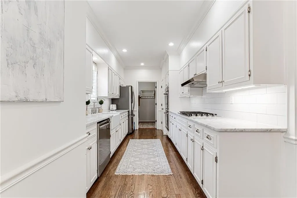 340 Stone Mill Trail, Sandy Springs, Georgia 30328, 4 Bedrooms Bedrooms, ,4 BathroomsBathrooms,Residential,Sold,340 Stone Mill Trail,7024026 340 Stone Mill Trail, Sandy Springs, Georgia 30328, 4 Bedrooms Bedrooms, ,4 BathroomsBathrooms,Residential,Sold,340 Stone Mill Trail,7024026