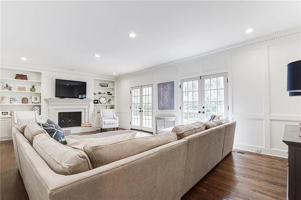 340 Stone Mill Trail, Sandy Springs, Georgia 30328, 4 Bedrooms Bedrooms, ,4 BathroomsBathrooms,Residential,Sold,340 Stone Mill Trail,7024026 340 Stone Mill Trail, Sandy Springs, Georgia 30328, 4 Bedrooms Bedrooms, ,4 BathroomsBathrooms,Residential,Sold,340 Stone Mill Trail,7024026