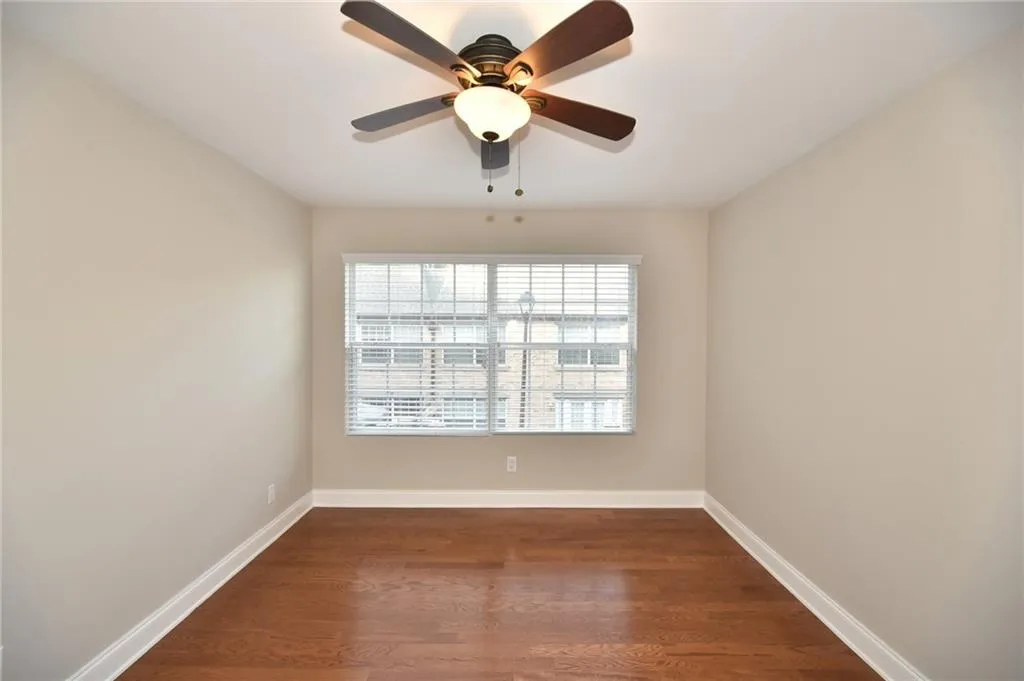 6980 Roswell Road Ne Unit F3, Atlanta, Georgia 30328, 3 Bedrooms Bedrooms, ,2 BathroomsBathrooms,Residential,Sold,6980 Roswell Road Ne Unit F3,5762358