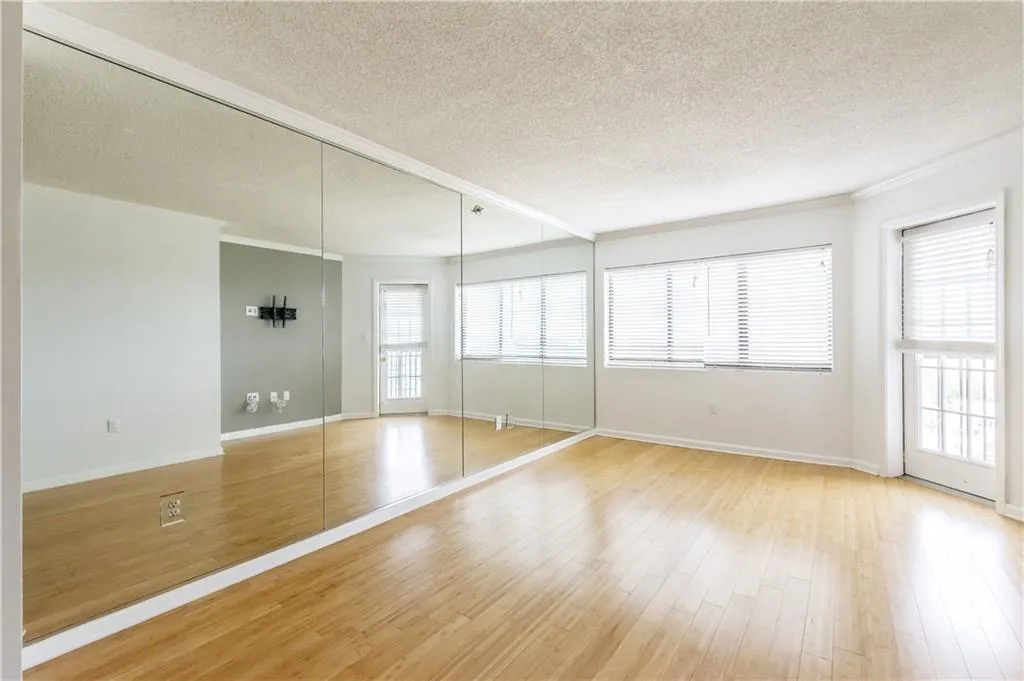 795 Hammond Drive Unit 2001, Atlanta, Georgia 30328, 2 Bedrooms Bedrooms, ,1 BathroomBathrooms,Residential,Sold,795 Hammond Drive Unit 2001,6091370