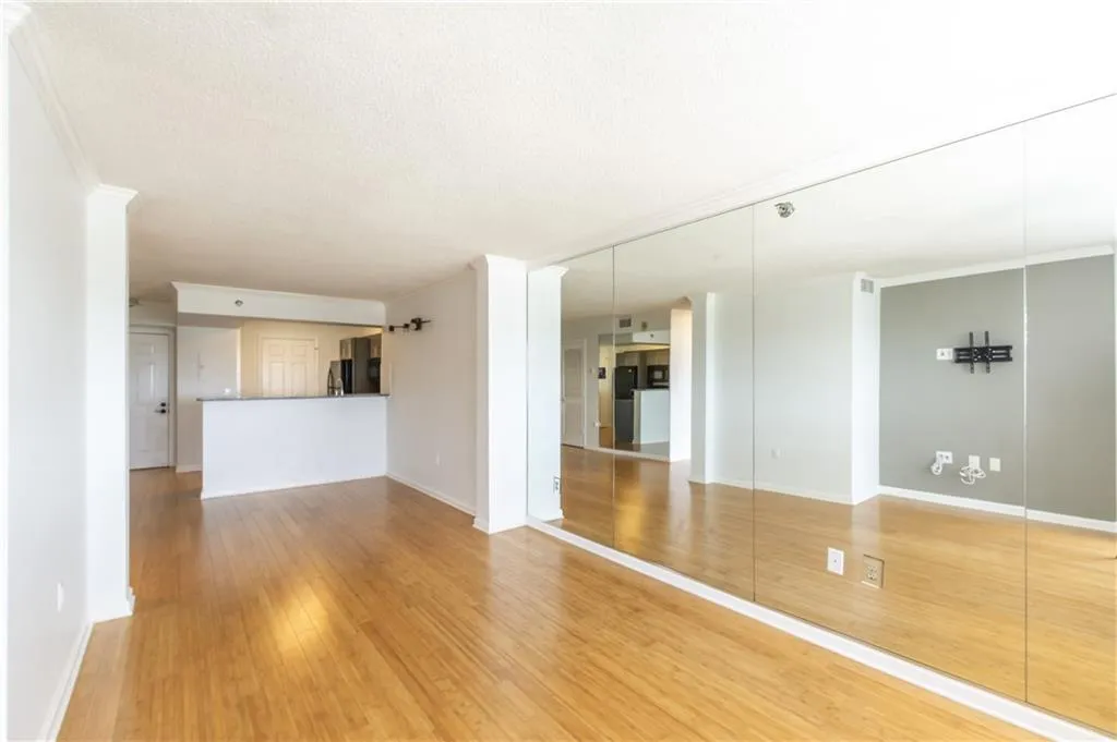 795 Hammond Drive Unit 2001, Atlanta, Georgia 30328, 2 Bedrooms Bedrooms, ,1 BathroomBathrooms,Residential,Sold,795 Hammond Drive Unit 2001,6091370