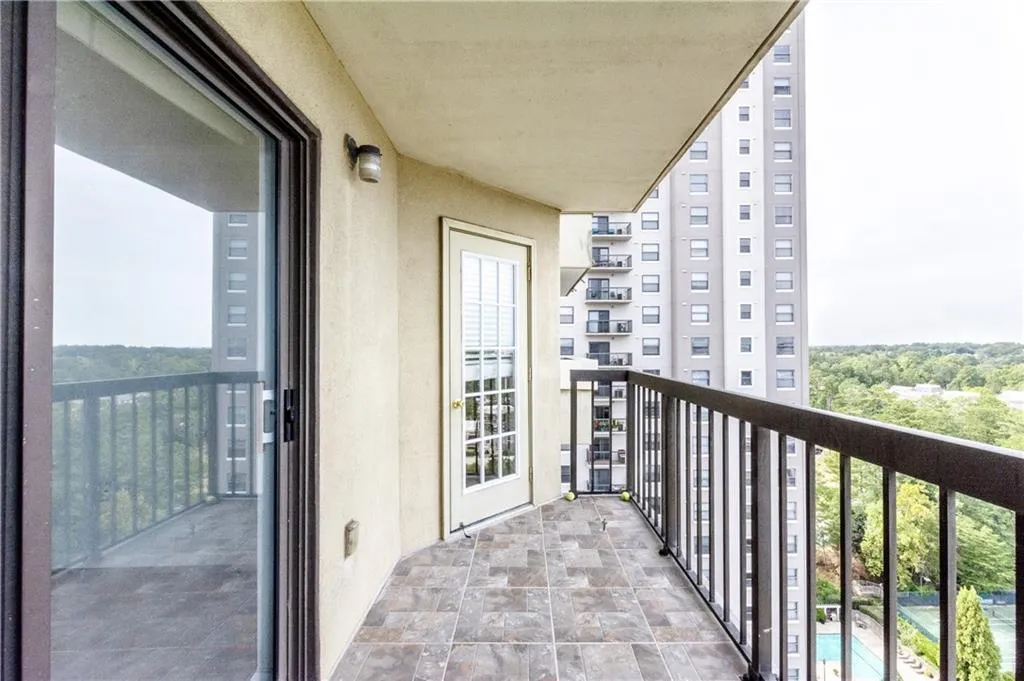 795 Hammond Drive Unit 2001, Atlanta, Georgia 30328, 2 Bedrooms Bedrooms, ,1 BathroomBathrooms,Residential,Sold,795 Hammond Drive Unit 2001,6091370