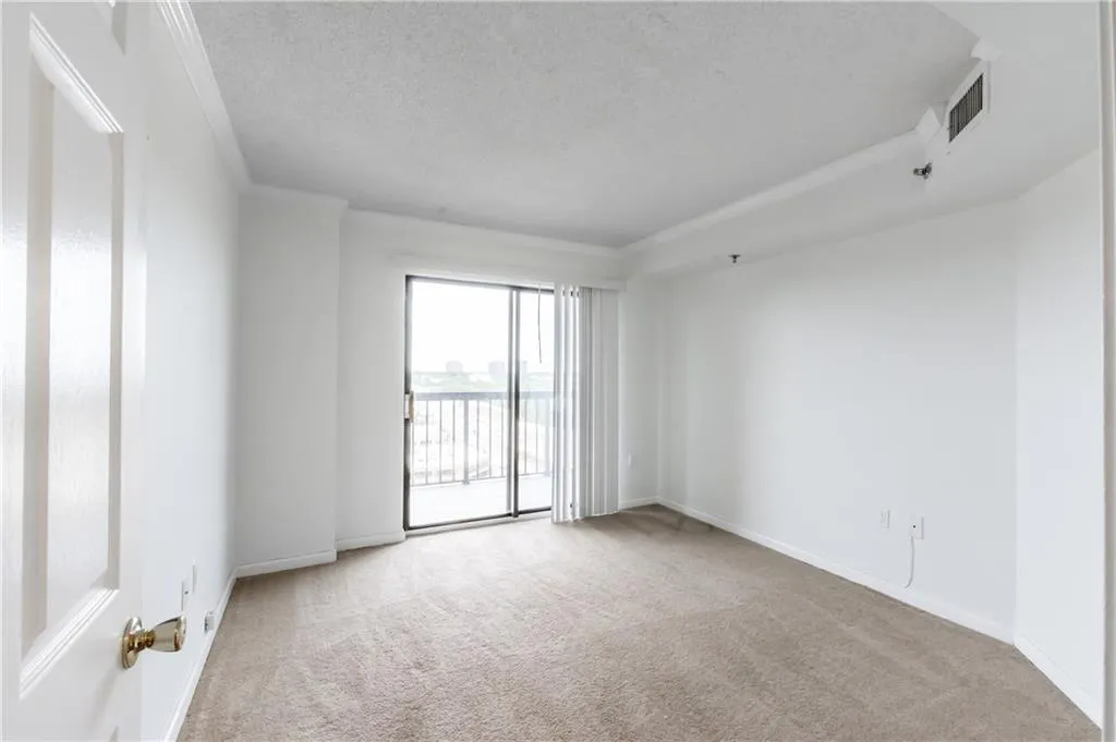 795 Hammond Drive Unit 2001, Atlanta, Georgia 30328, 2 Bedrooms Bedrooms, ,1 BathroomBathrooms,Residential,Sold,795 Hammond Drive Unit 2001,6091370