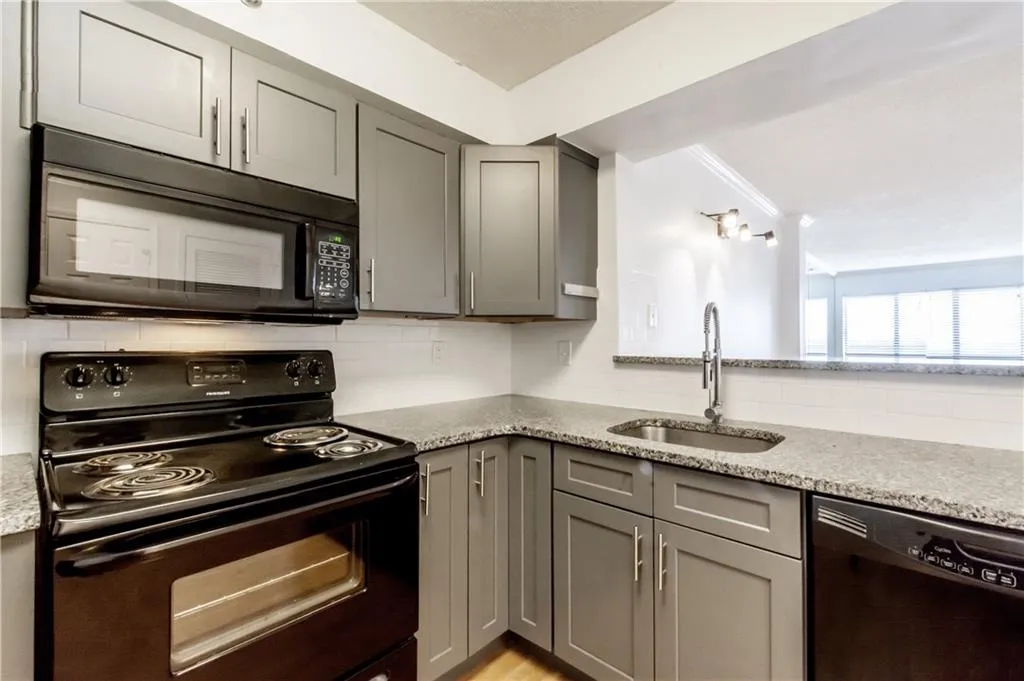 795 Hammond Drive Unit 2001, Atlanta, Georgia 30328, 2 Bedrooms Bedrooms, ,1 BathroomBathrooms,Residential,Sold,795 Hammond Drive Unit 2001,6091370