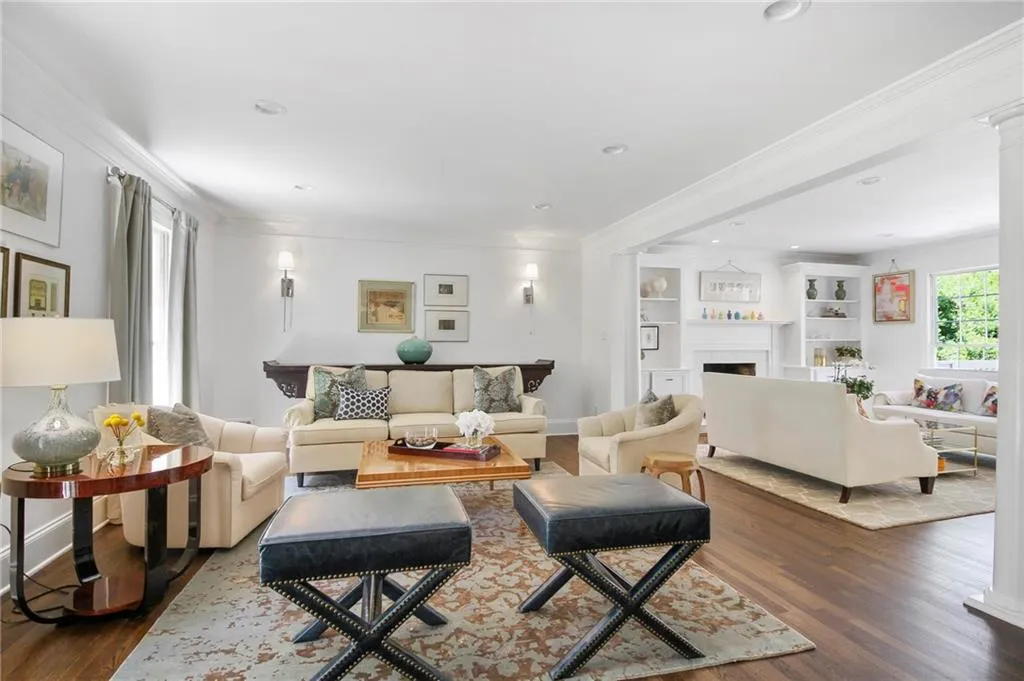 6135 Riverwood Drive, Atlanta, Georgia 30328, 4 Bedrooms Bedrooms, ,2 BathroomsBathrooms,Residential,Sold,6135 Riverwood Drive,6900128