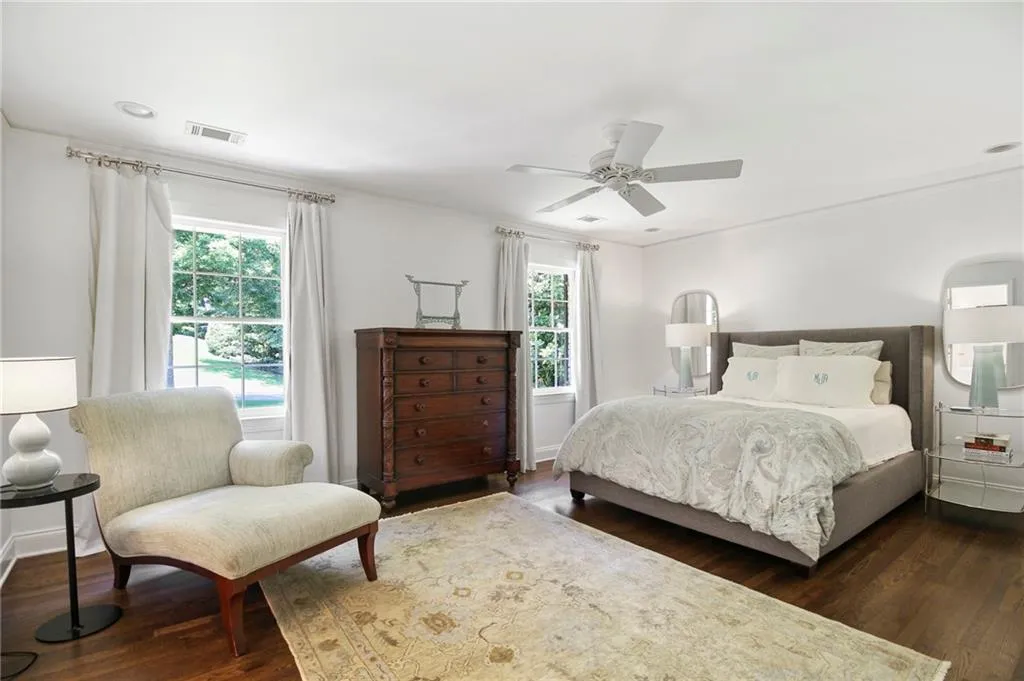 6135 Riverwood Drive, Atlanta, Georgia 30328, 4 Bedrooms Bedrooms, ,2 BathroomsBathrooms,Residential,Sold,6135 Riverwood Drive,6900128