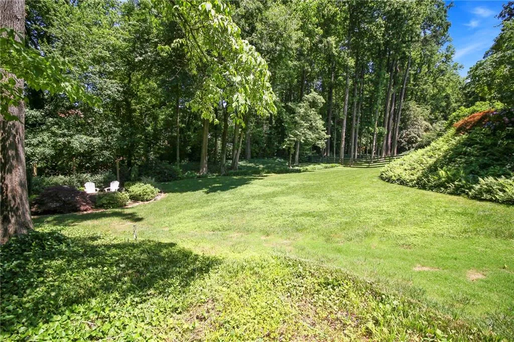 6135 Riverwood Drive, Atlanta, Georgia 30328, 4 Bedrooms Bedrooms, ,2 BathroomsBathrooms,Residential,Sold,6135 Riverwood Drive,6900128