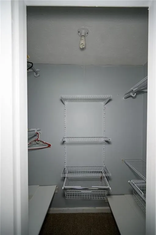 390 N River Parkway Unit E, Sandy Springs, Georgia 30350, 3 Bedrooms Bedrooms, ,2 BathroomsBathrooms,Residential,Sold,390 N River Parkway Unit E,7174803