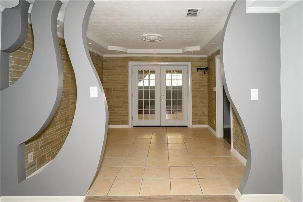 390 N River Parkway Unit E, Sandy Springs, Georgia 30350, 3 Bedrooms Bedrooms, ,2 BathroomsBathrooms,Residential,Sold,390 N River Parkway Unit E,7174803