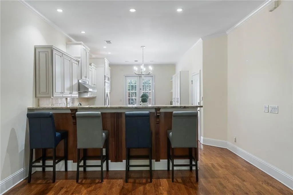 Breakfast Bar